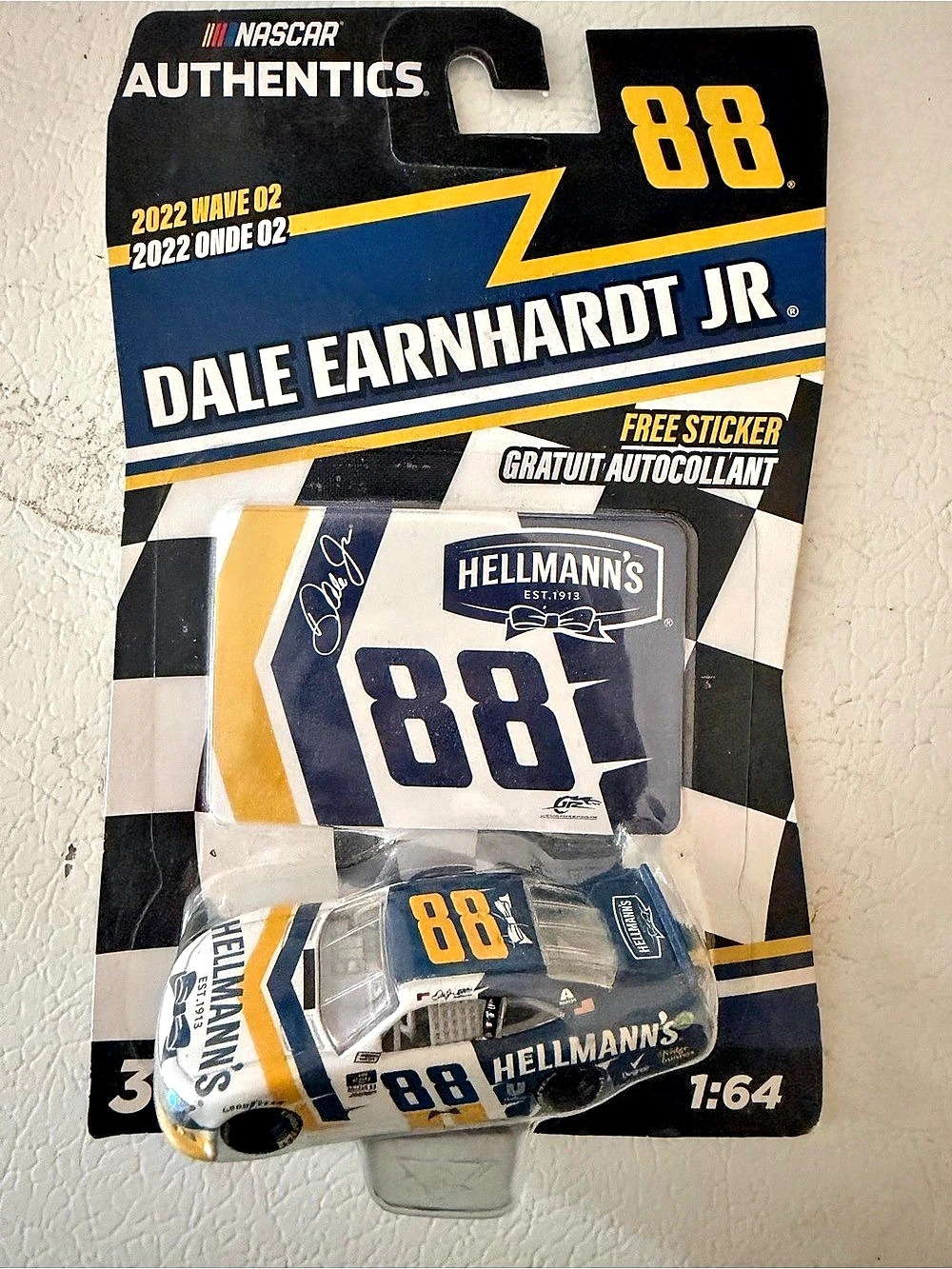 NASCAR Dale Earnhardt Jr. #88 Hellmann's 2022 Wave 02 1:64 Die-Cast Car NWT